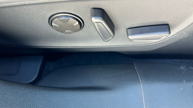 Ford Kuga 2.5 FHEV ST-Line 5dr CVT Hybrid Estate